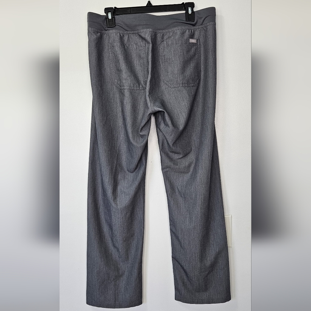 Figs Women's Gray Scrub Bottoms Straight Leg Size L - Picture 2 of 10
